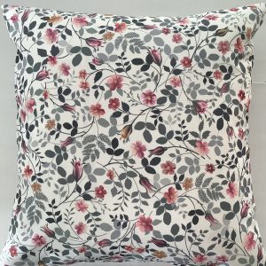 Rose Garden white