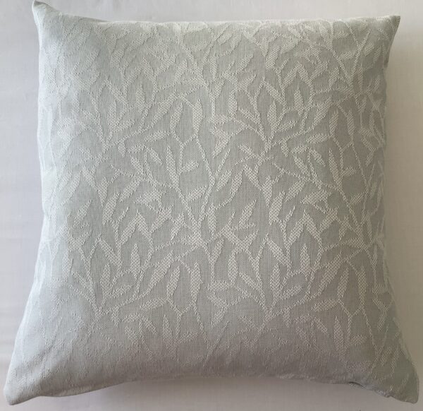 Trailing Sycamore silver blue